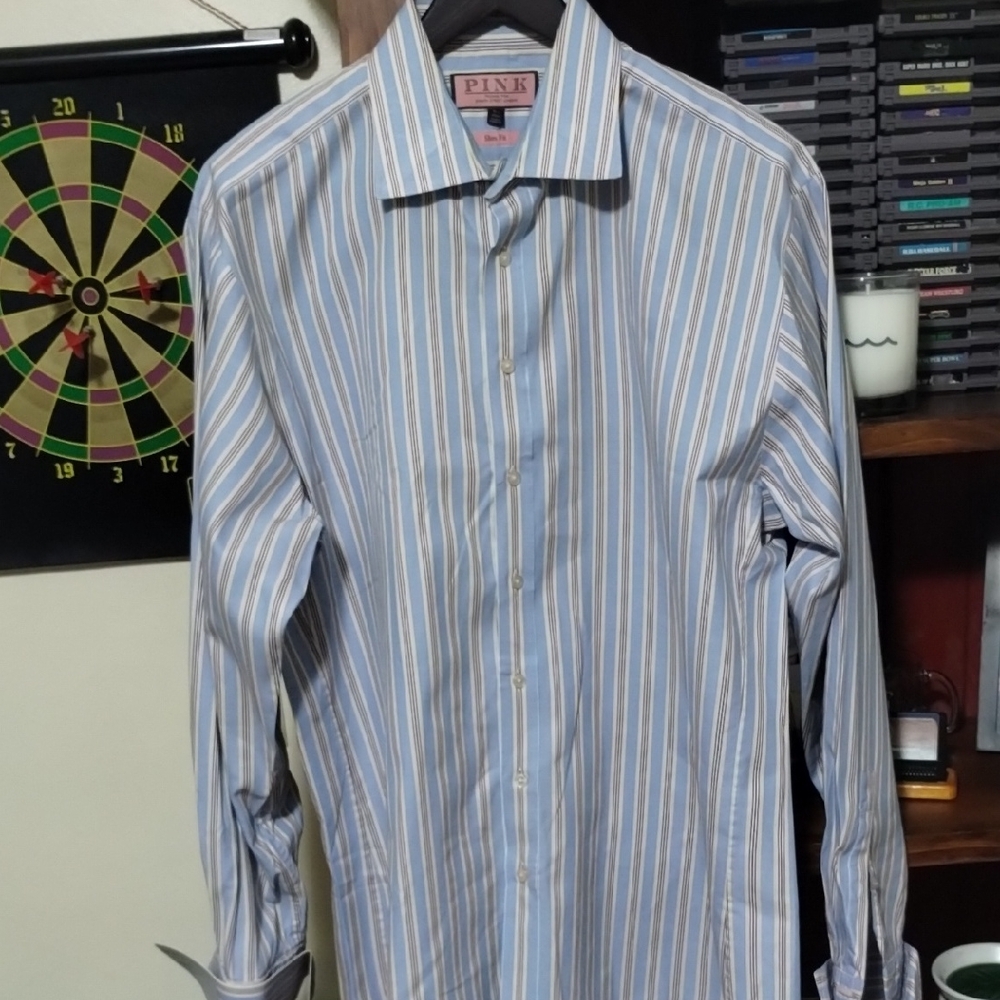 Men's Thomas Pink French cuff dress shirt.